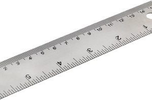 REGLA DE ALUMINIO DE 15 CM
